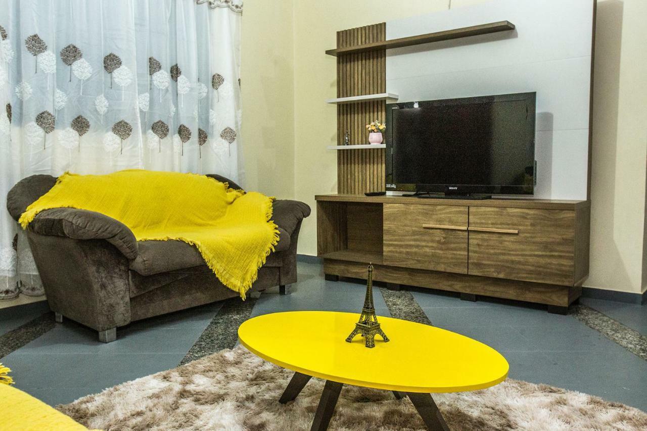 Casa Grande Com 2 Quartos E 1 Suite ฟอสดูอีกวาซู ภายนอก รูปภาพ